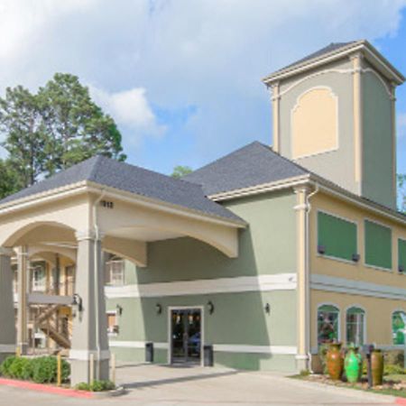 Super 8 By Wyndham Mansfield La Hotell Eksteriør bilde